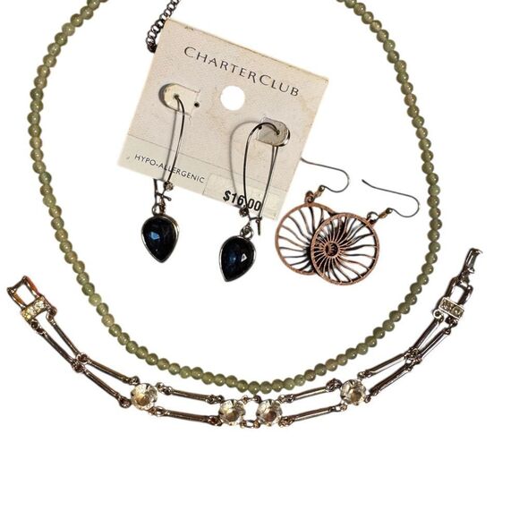 Charter Club Green and Gold Earrings - Picture 1 of 1
